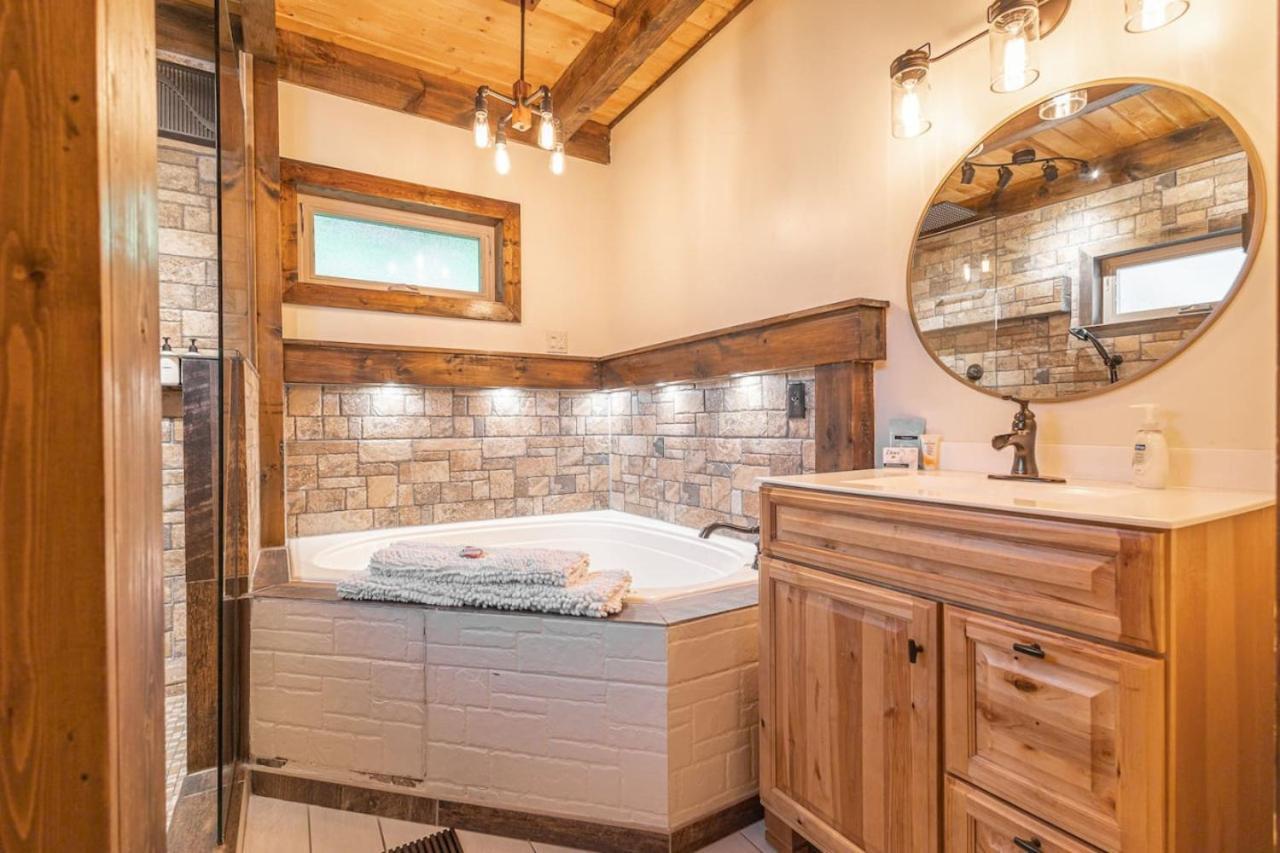 Canyon View Treehouse- Relaxing Getaway In Jasper With An Amazing View Kültér fotó